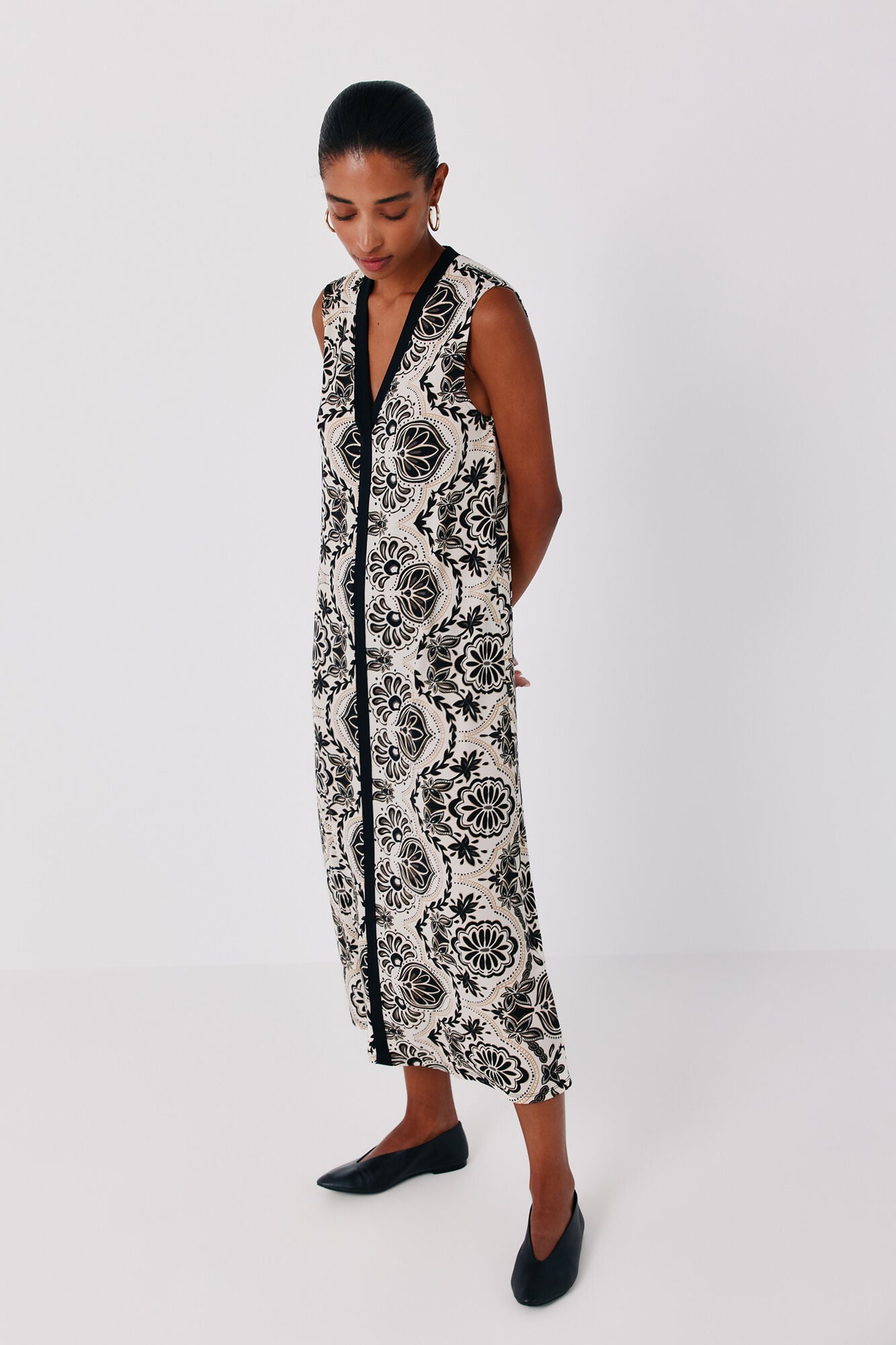 Cortefiel Fluid sleeveless dress