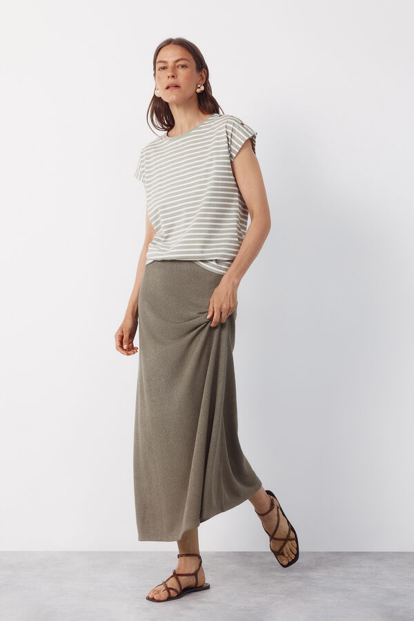 Cortefiel Basic t-shirt with gold buttons Printed green