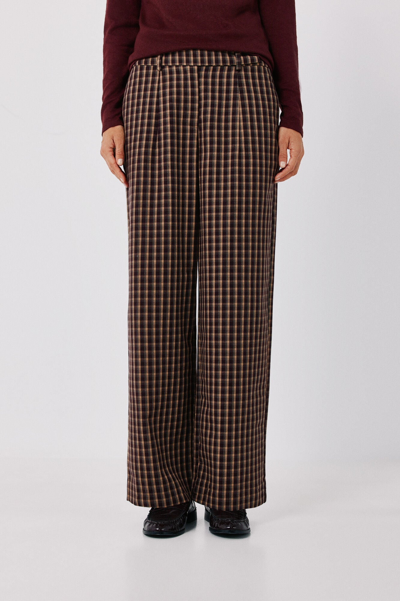 Cortefiel Women's plaid trousers
