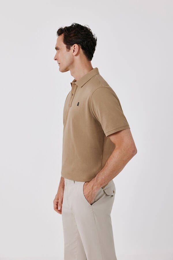 Cortefiel Polo b&aacute;sico piqu&eacute; Camel
