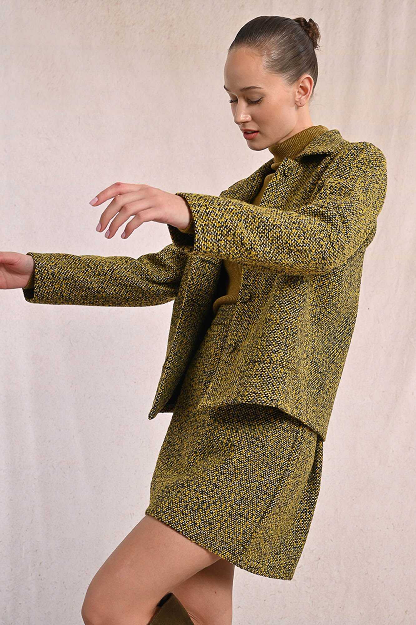 Molly Bracken Saia curta com estampado animal