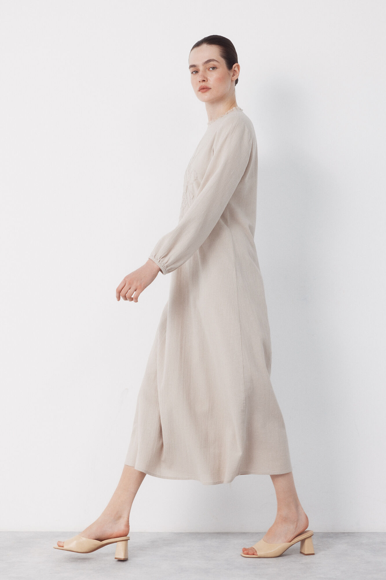 Cortefiel Vestido bordado