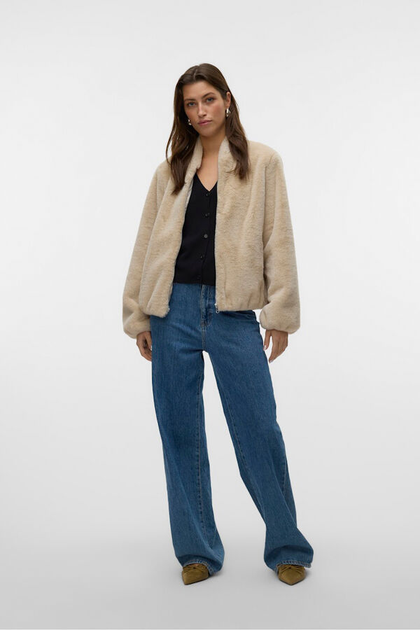 Vero Moda Bomber com efeito couro Cinzento