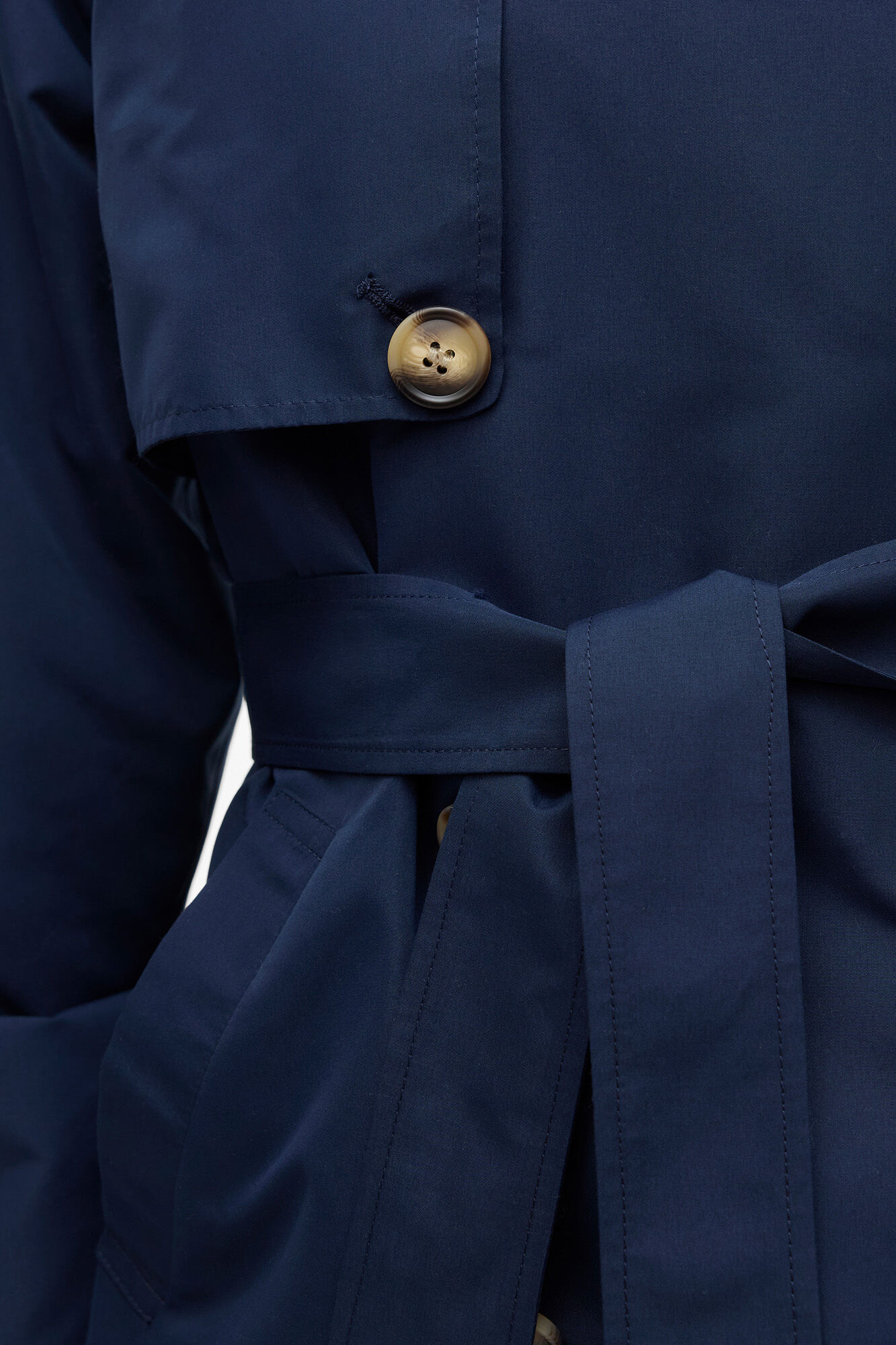 Vero Moda Trench corto de manga larga