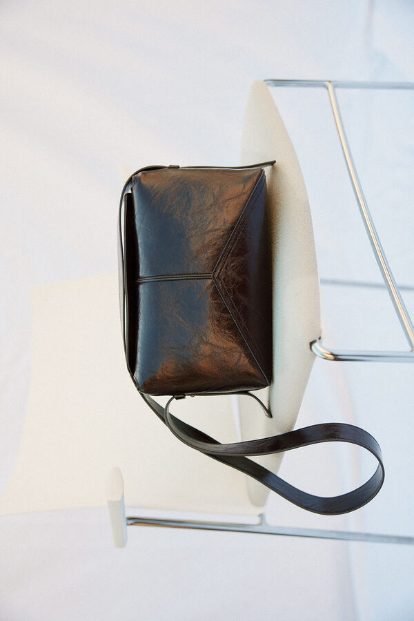 Cortefiel Shoulder pocket cuts Maroon