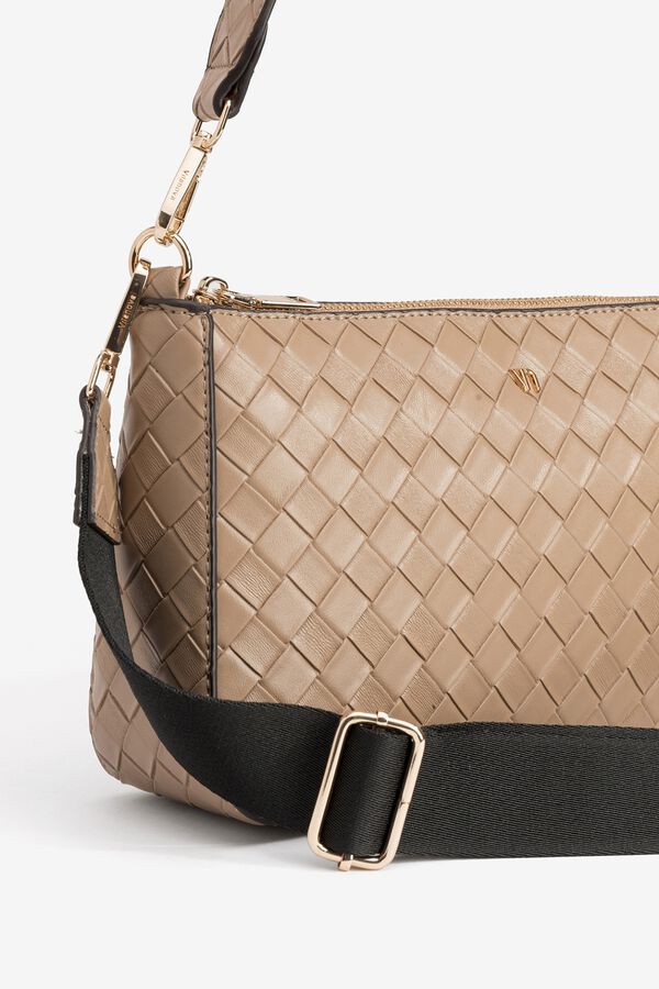 Vilanova Mala entran&ccedil;ada Castanho