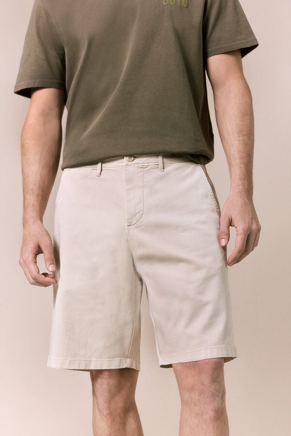 OOTO Bermuda b&aacute;sica Tostado