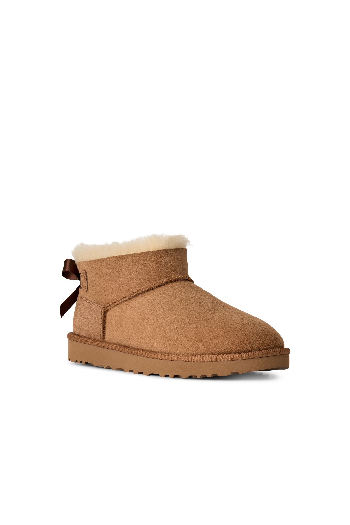 Ugg Ultra Mini Bailey Bow boot