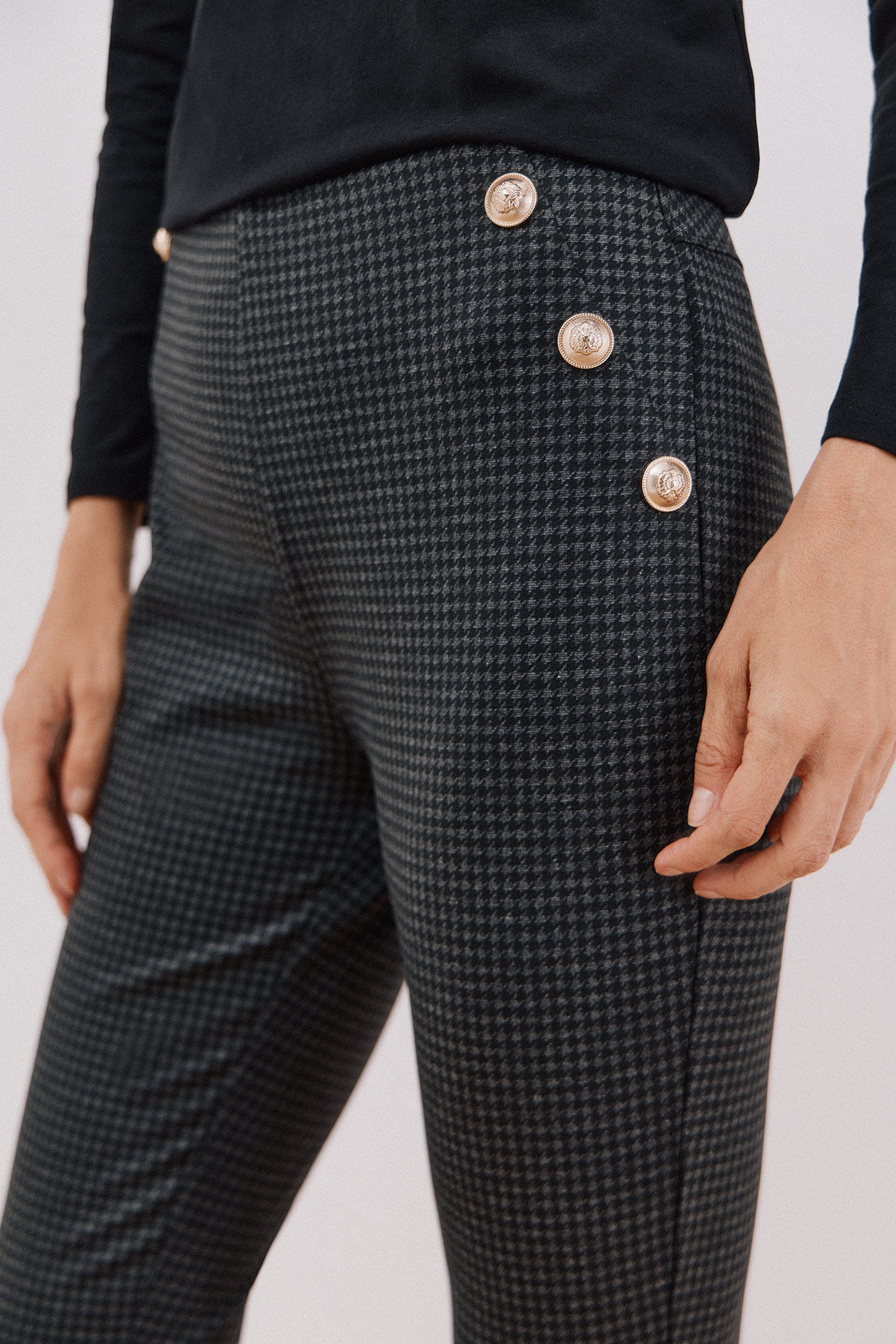 Cortefiel Women's jersey-knit leggings