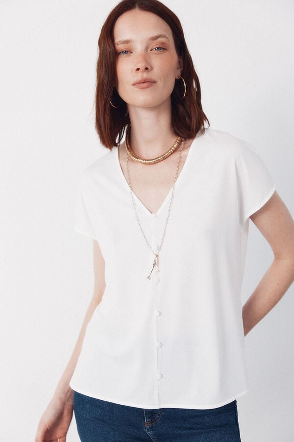 Cortefiel V- buttons neckline v White