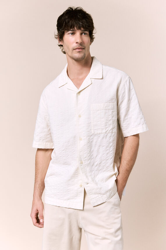 Camisa estructura lisa manga corta