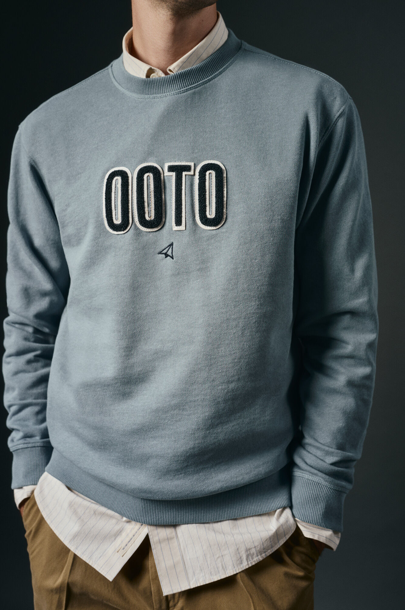 OOTO Sudadera logo bordado