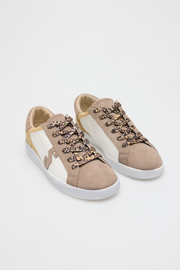 Cortefiel Leather sneaker Ivory