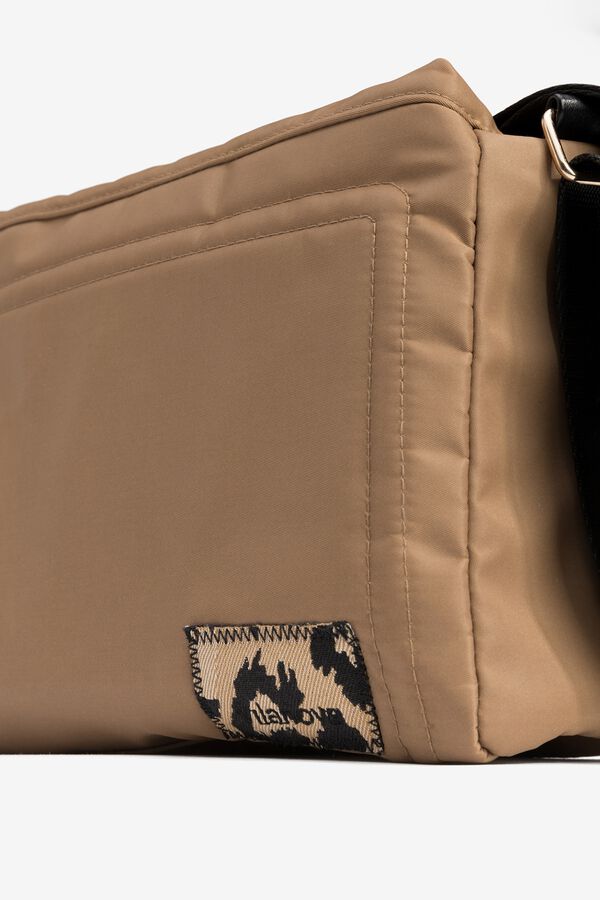 Vilanova Mala acolchoada com patch de nylon Tostado