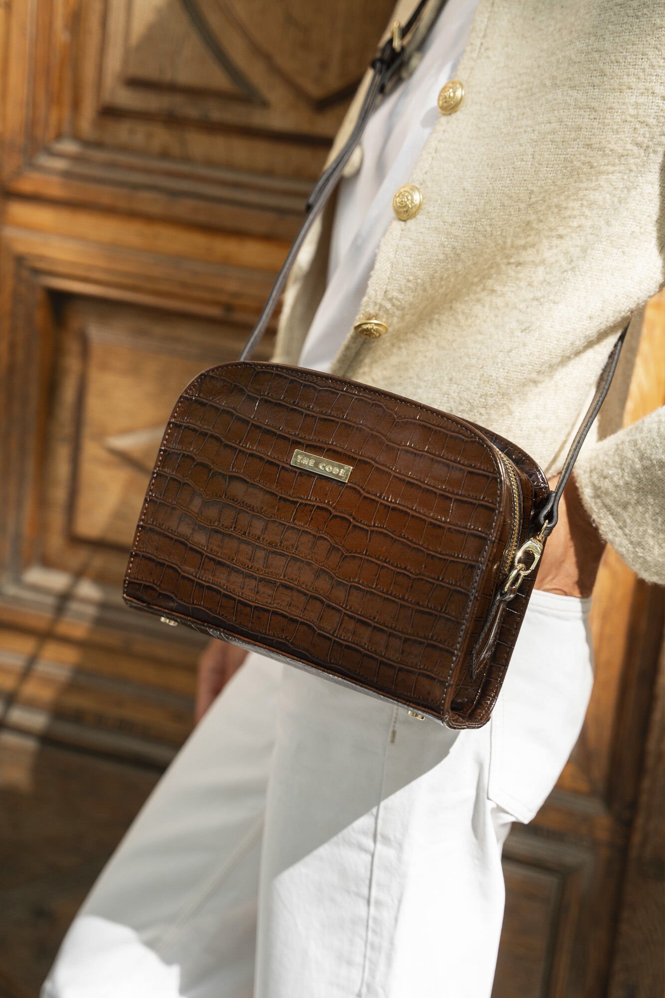 The Code Bandolera casandra chocolate