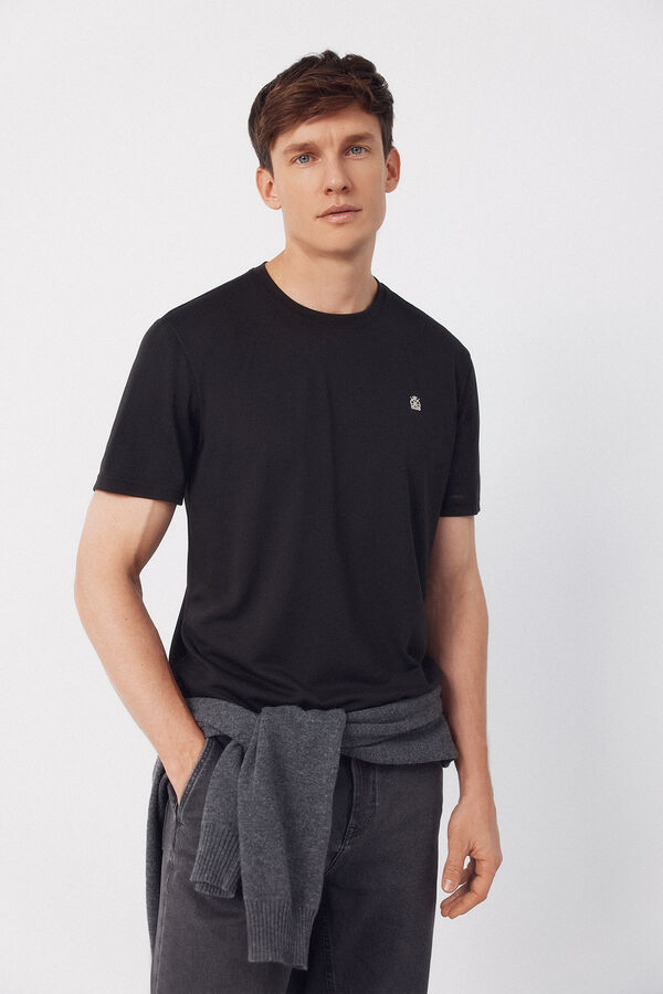 Cortefiel Coolmax&reg; T-shirt Black