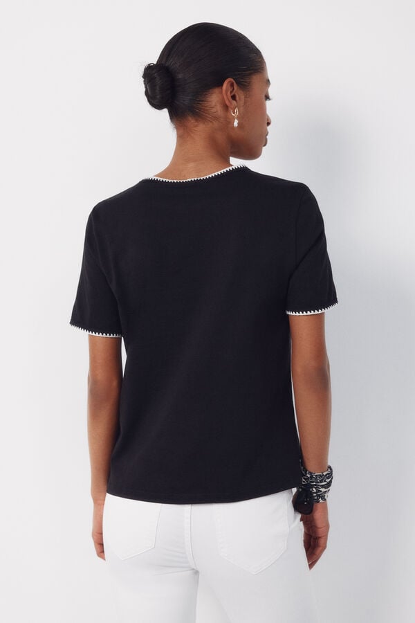 Cortefiel Embroidered t-shirt Black