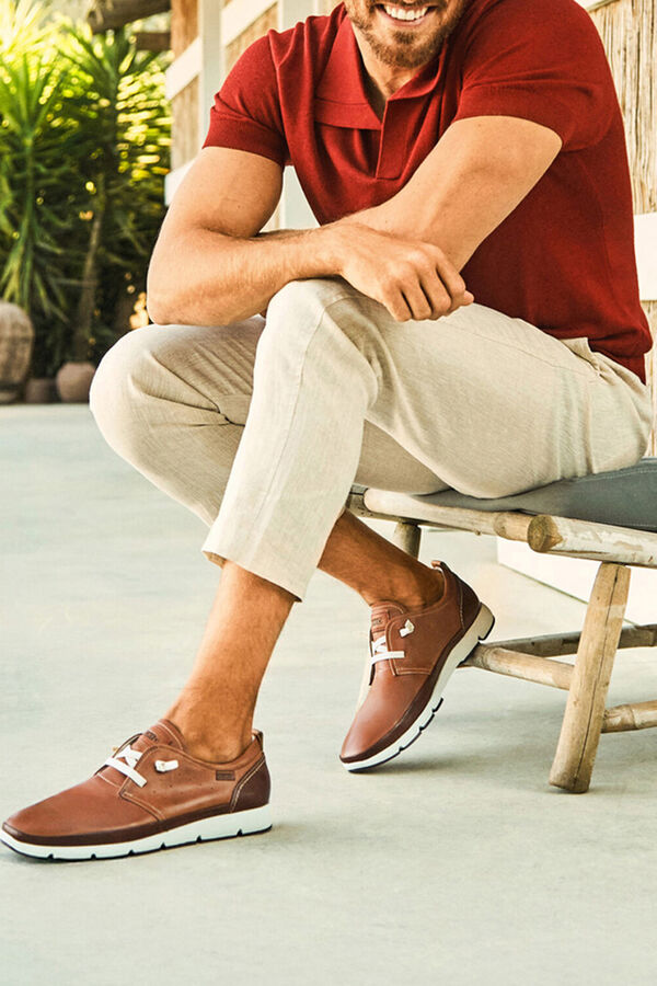 Pikolinos Desportivos com fecho el&aacute;stico para homem Castanho