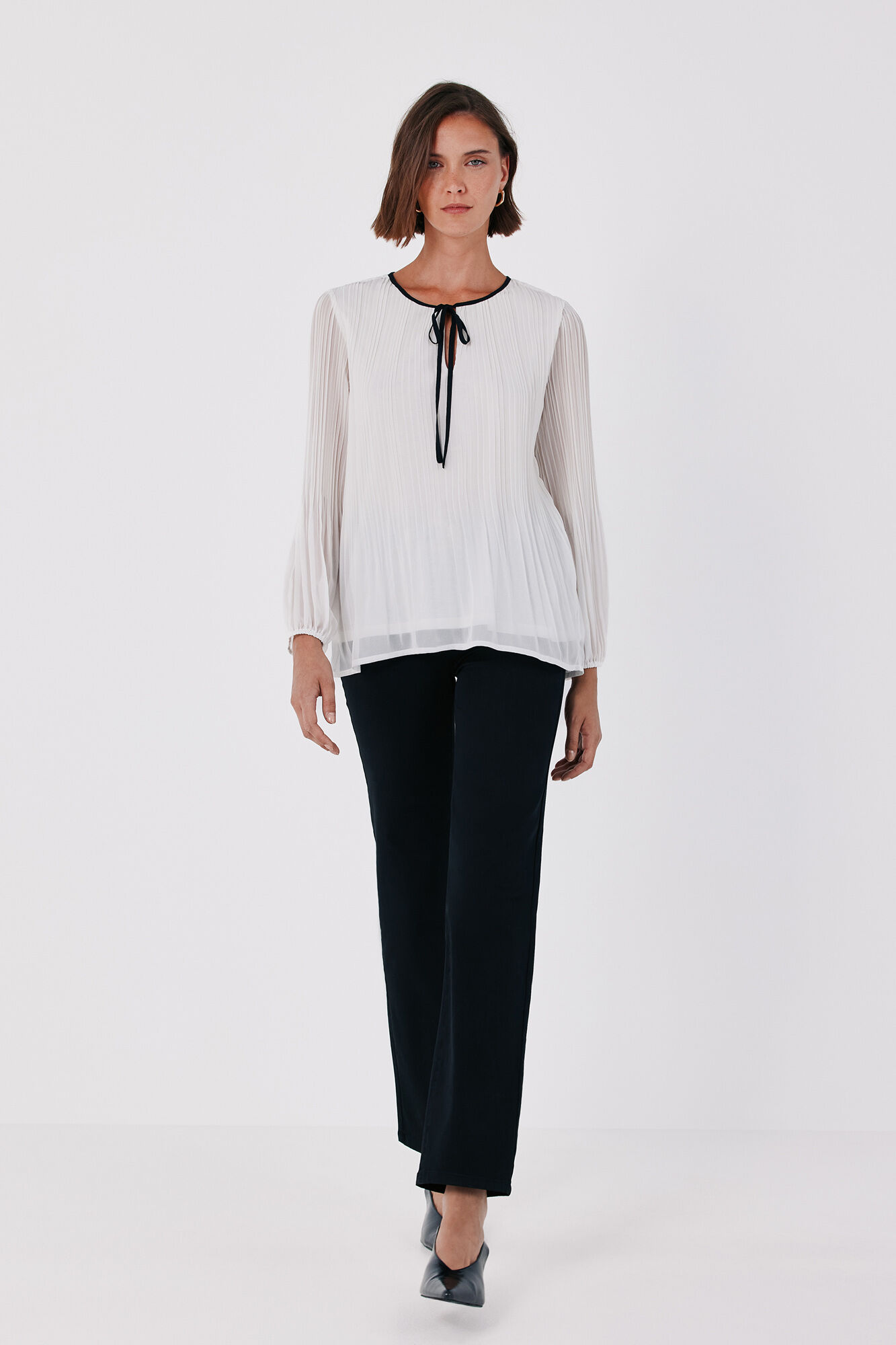 Cortefiel Pleated tie blouse