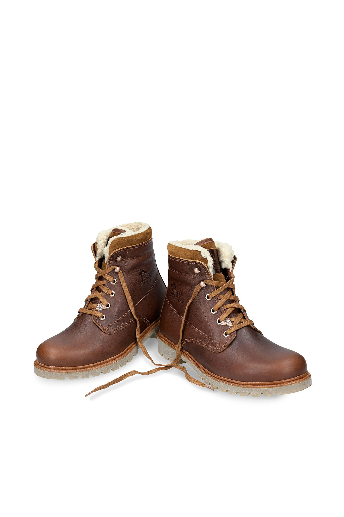 Bota de hombre en piel napa