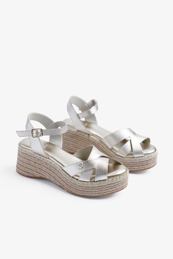 Popa Sand&aacute;lia cunha baixa senhora Karan Laminado Dourado