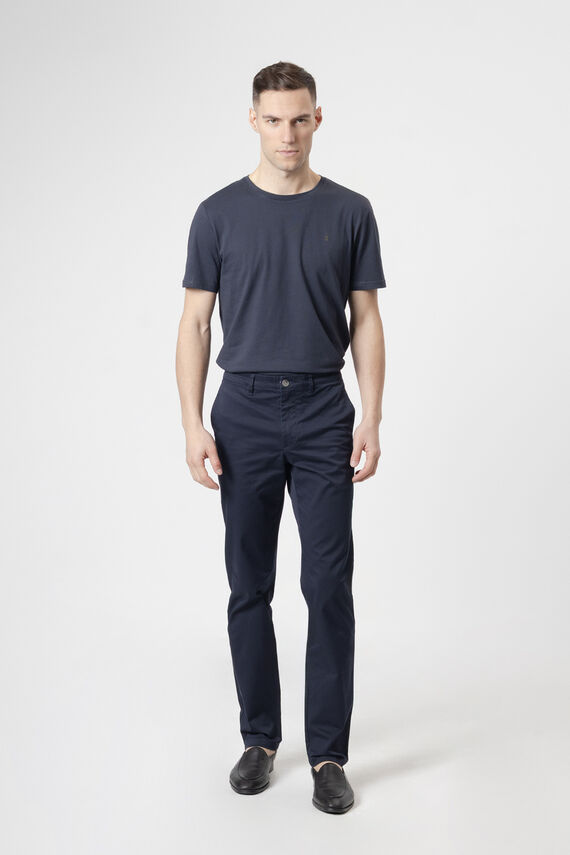 Pantalón chino algodón slim fit