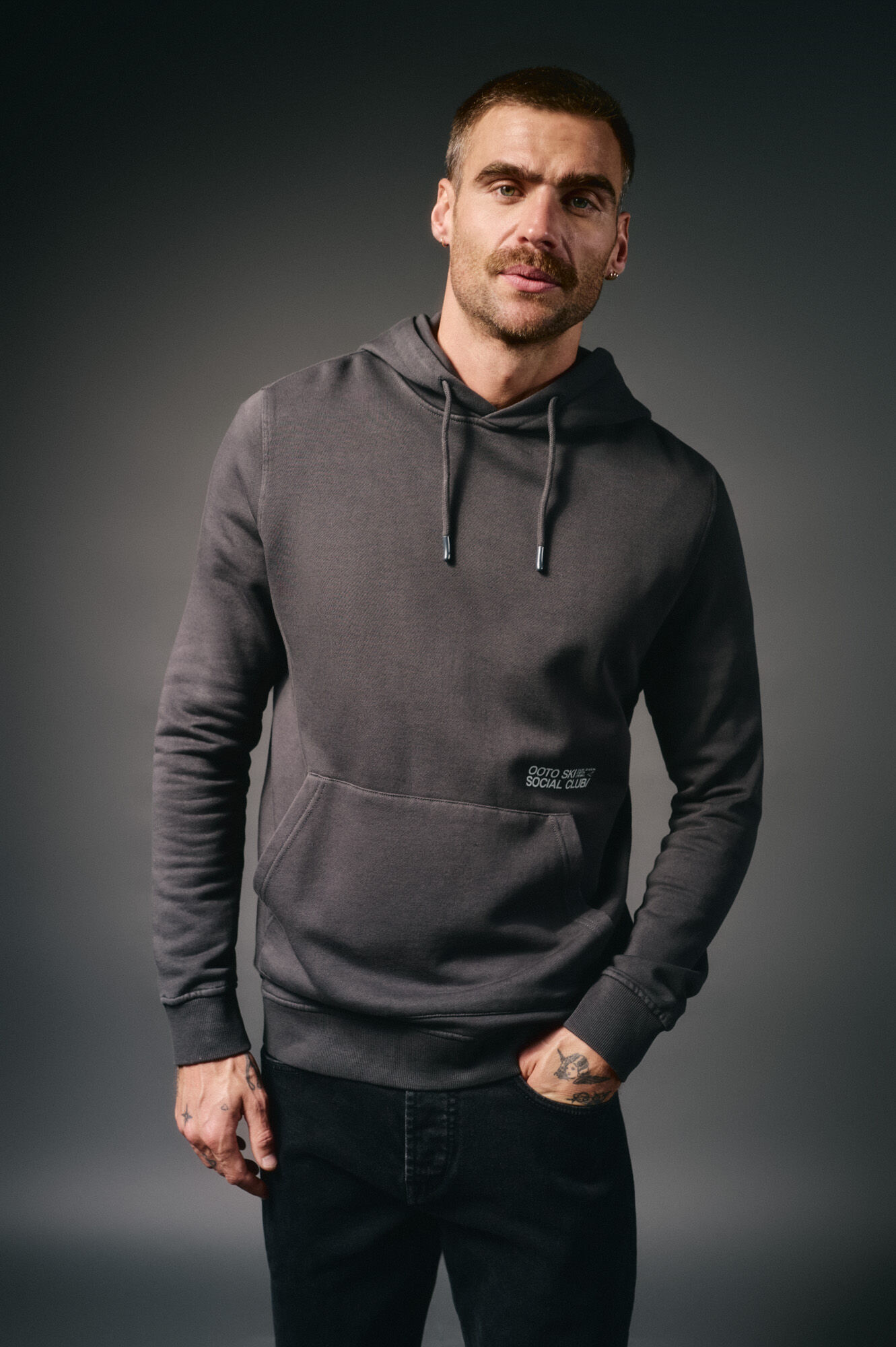 OOTO Sweatshirt com capuz