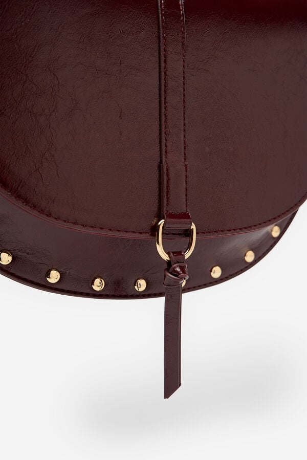 Cortefiel Crossbody bag with flap and tachahs Maroon