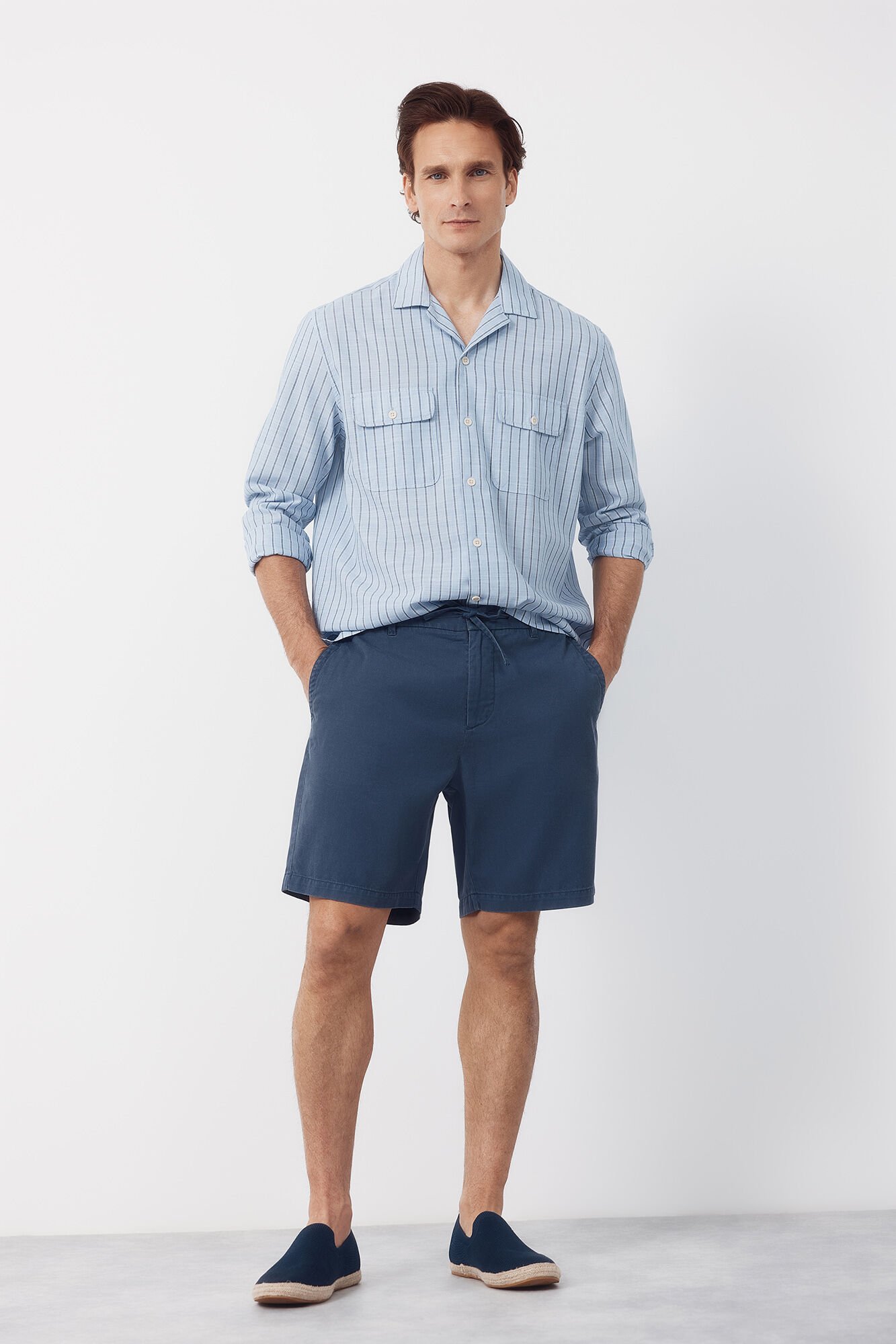 Cortefiel Bermuda laces