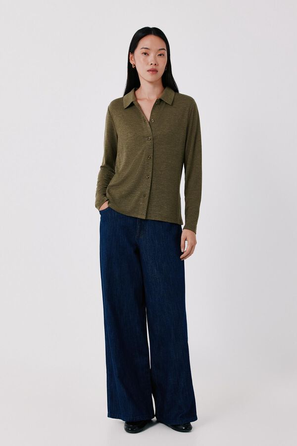 Cortefiel Camisa el&aacute;stica botones Kaki