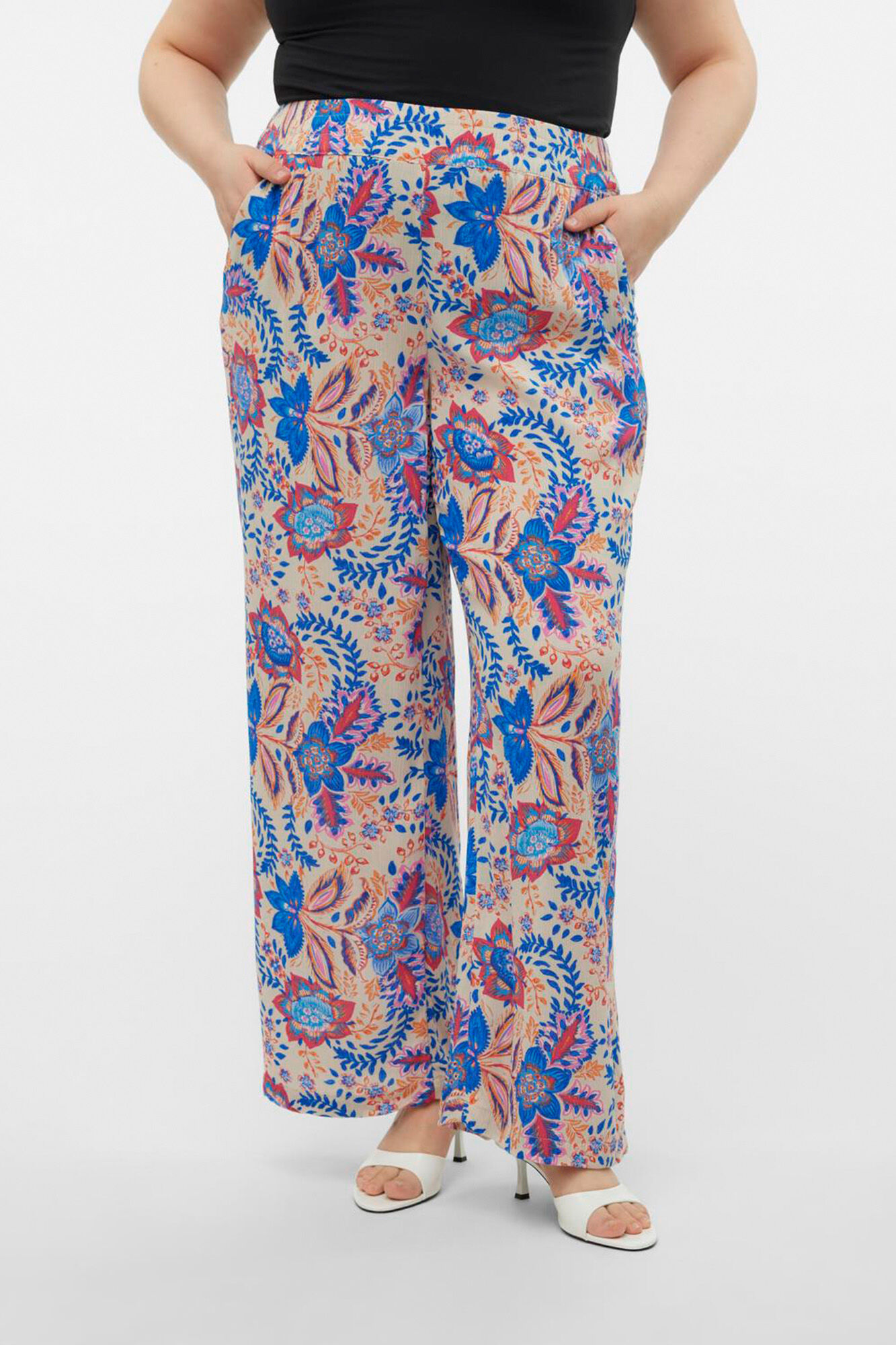 Pantalones largos fluidos talla grande Pantalones de mujer Cortefiel