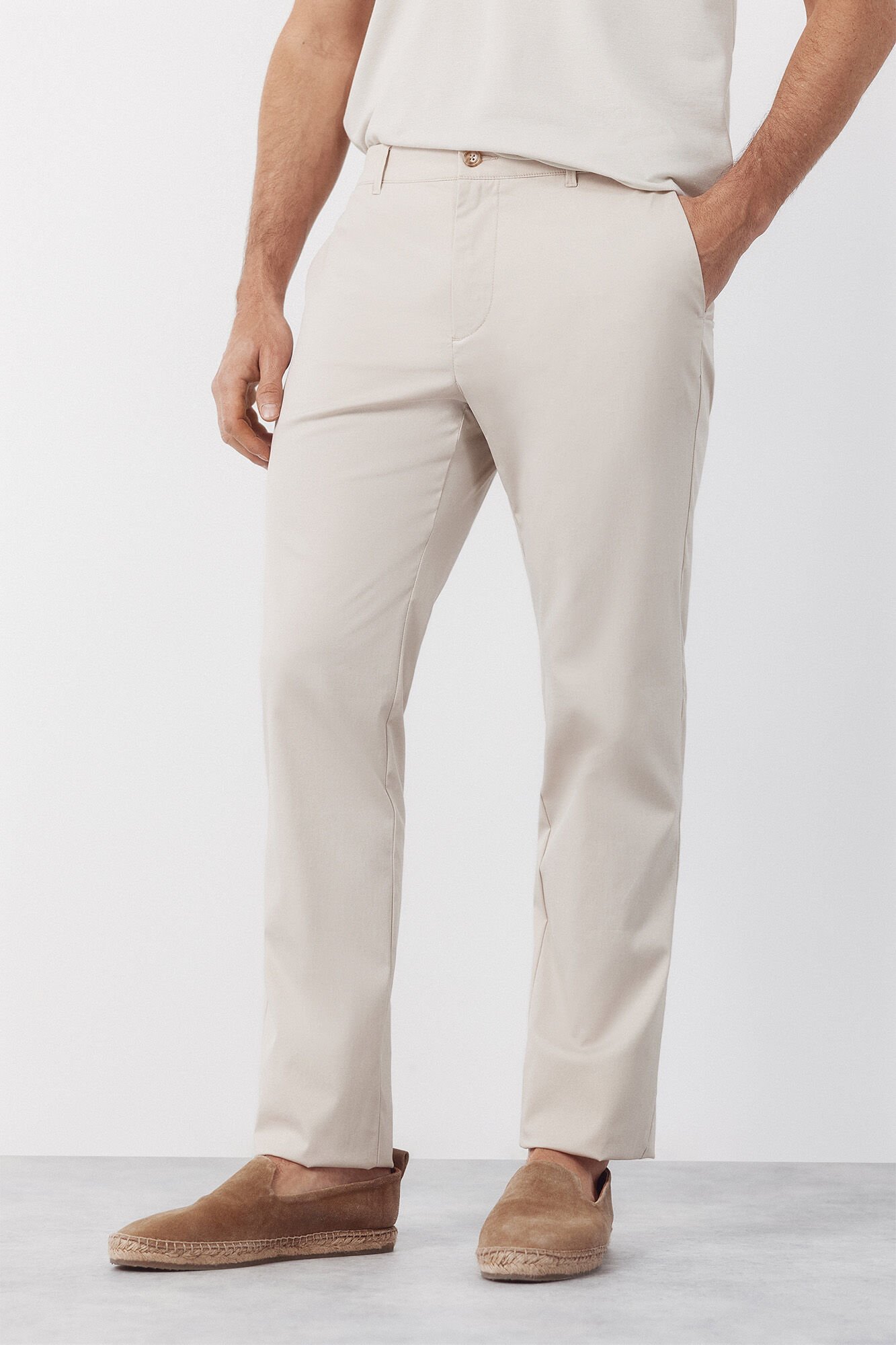Cortefiel Pantal&oacute;n chino t&eacute;cnico slim
