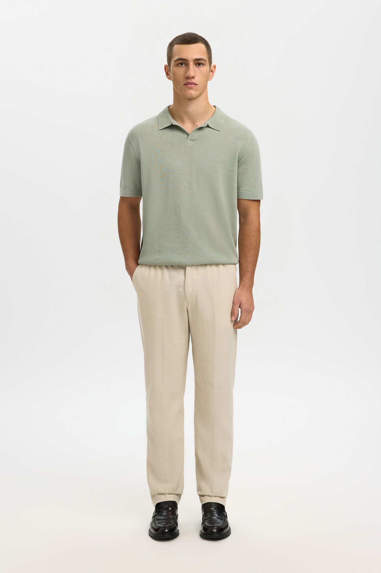 Selected Polo de punto con cuello abierto