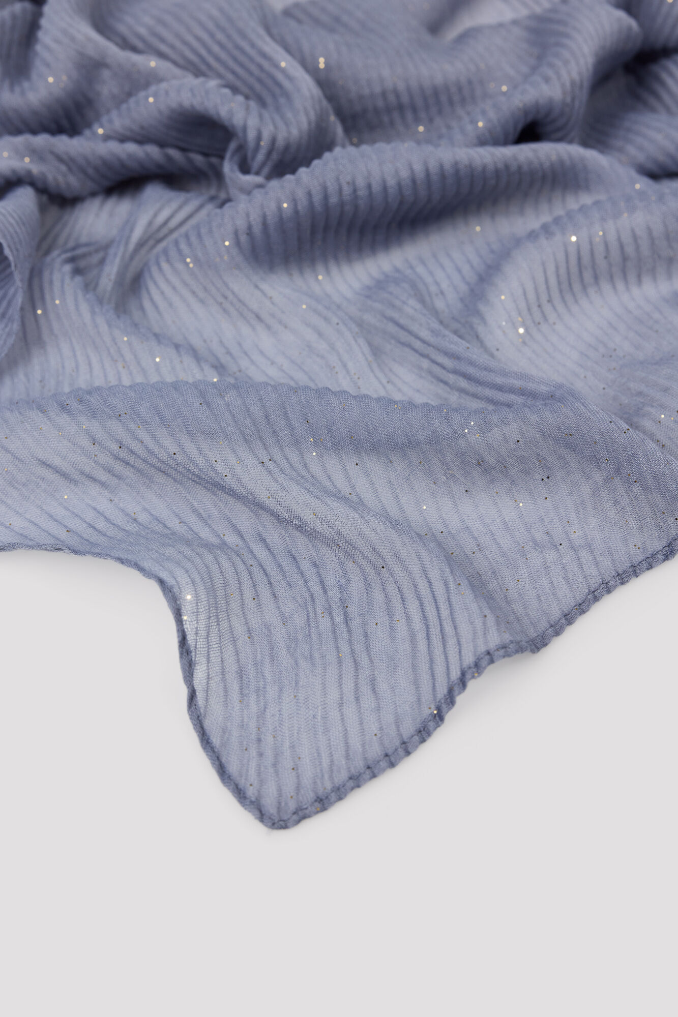 Cortefiel Pleated glitter scarf