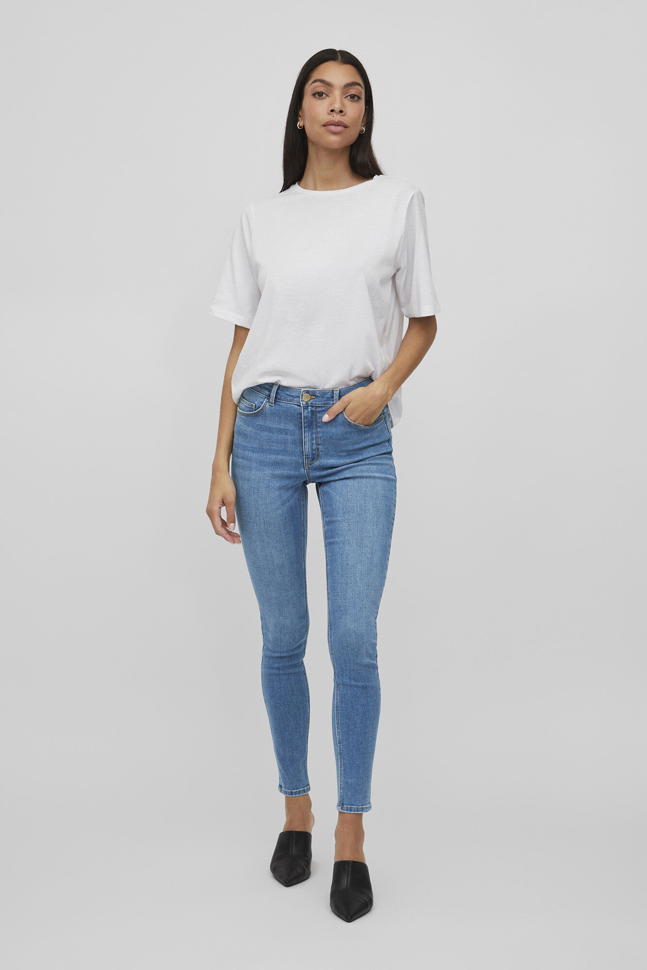 Sarah skinny jeans regular rise Women s jeans Cortefiel