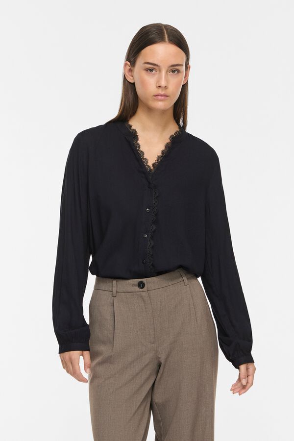 Vila Blusa de renda com decote em bico Preto