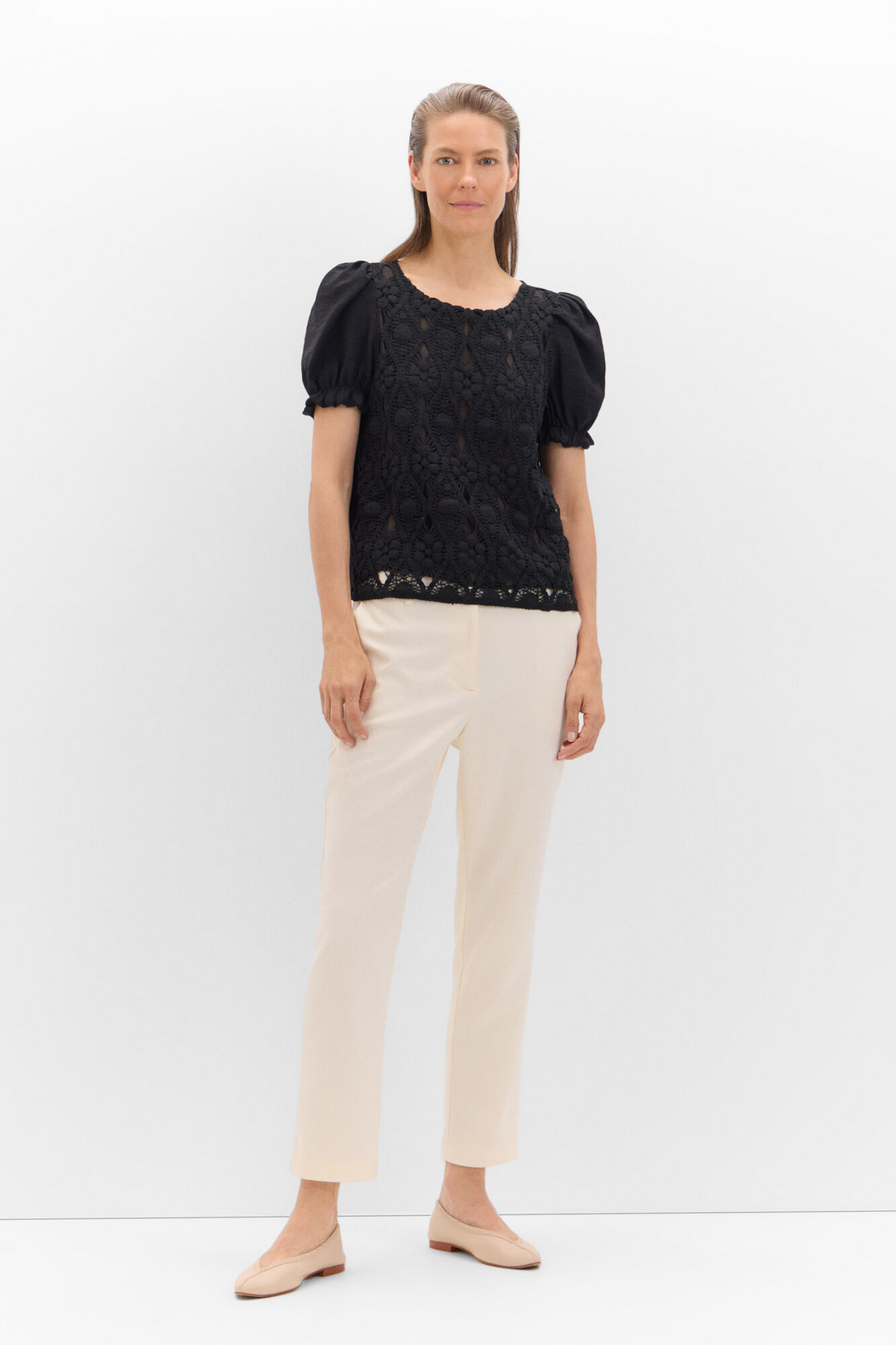 Blusa combinada crochet Women s blouses Cortefiel