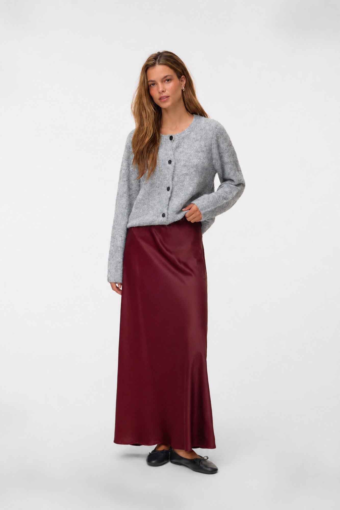 Vero Moda Saia comprida acetinada