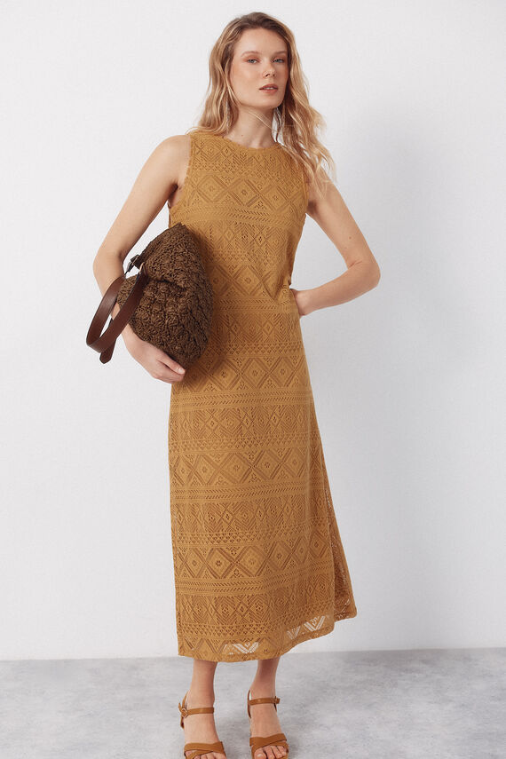 Vestido crochet mostaza
