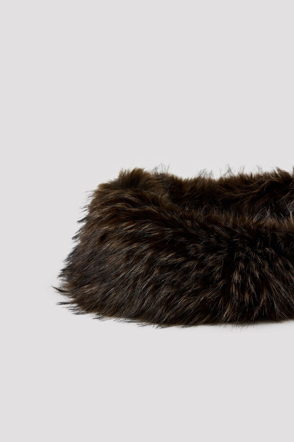 Cortefiel Faux fur neck Dark brown