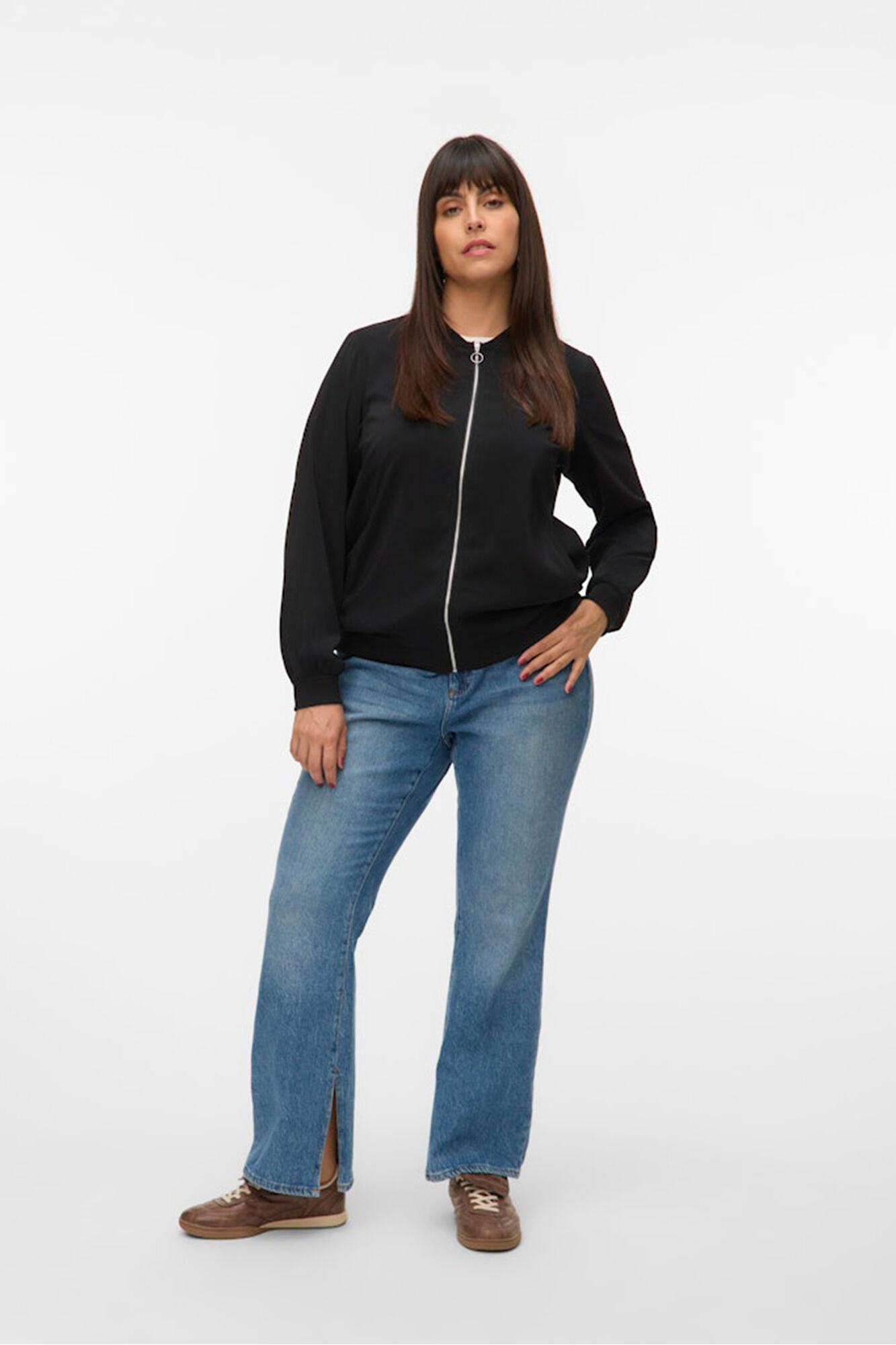 Vero Moda Curve Blus&atilde;o bomber plus size