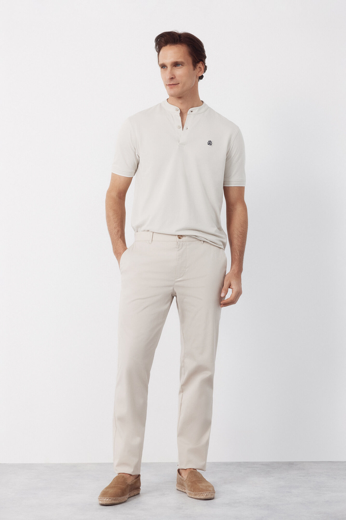 Cortefiel Pantal&oacute;n chino t&eacute;cnico slim
