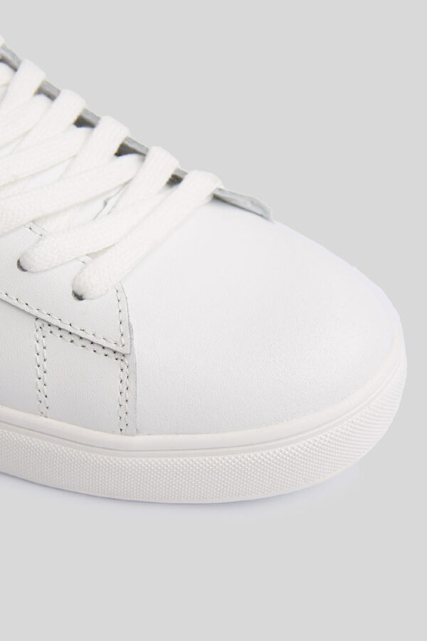 Cortefiel Classic blue and white tennis shoe White