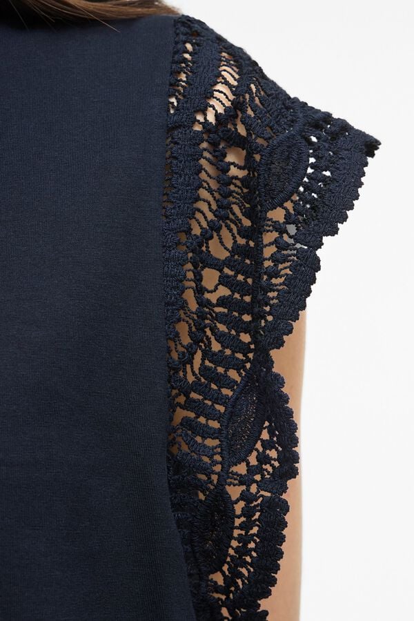 Vila T-shirt com renda nas mangas Azul