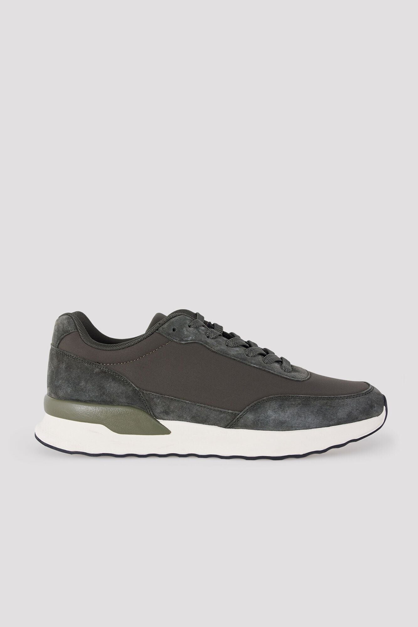 Cortefiel Leather and textile sneaker