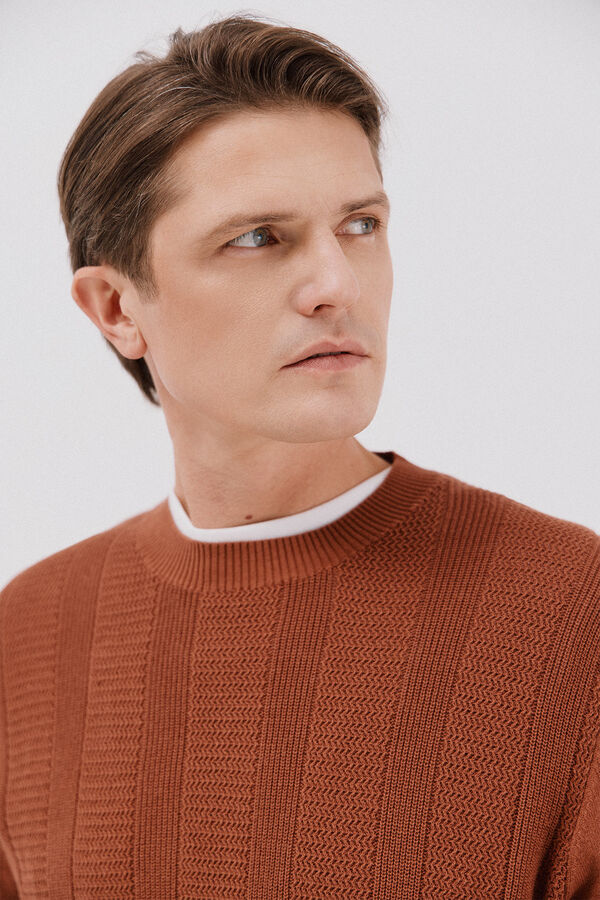 Cortefiel Fine braided cotton crew crew neck sweater Camel