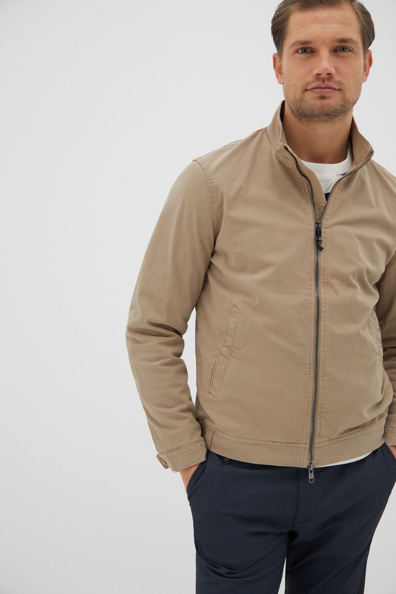 Precios especiales en ropa para hombre | Rebajas | Cortefiel