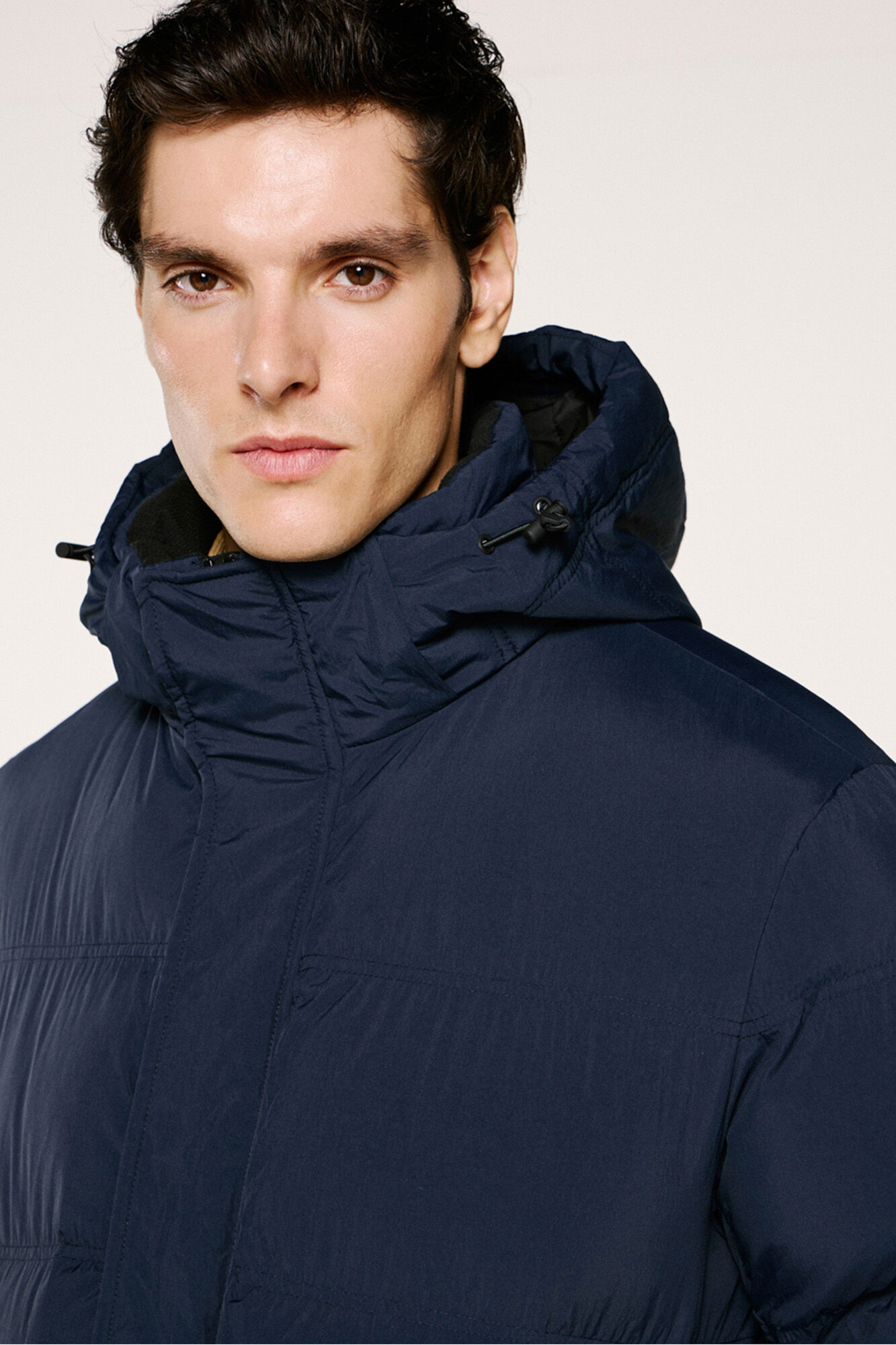 Selected Abrigo plum&iacute;fero con capucha