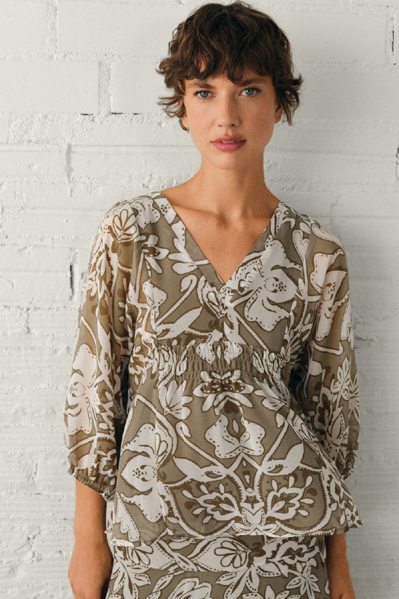 Cortefiel Printed fluid blouse