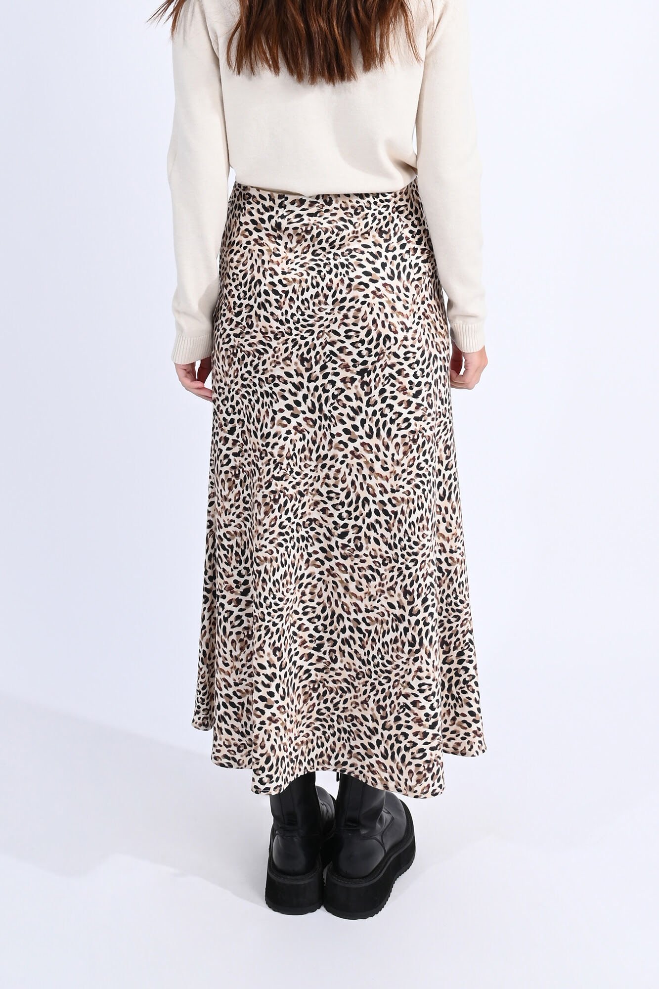 Long animal print skirt Women s skirts Cortefiel
